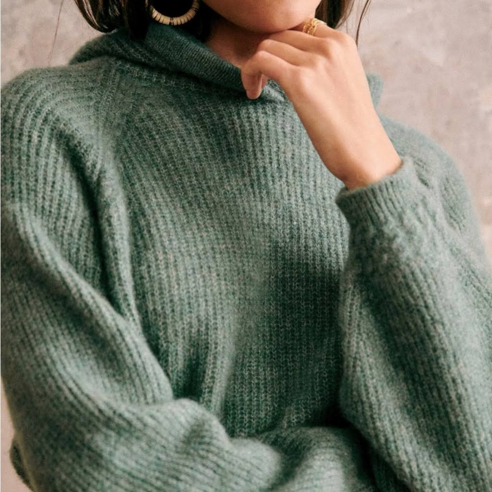 EUC Laurel Sweater Sezane M Sage
